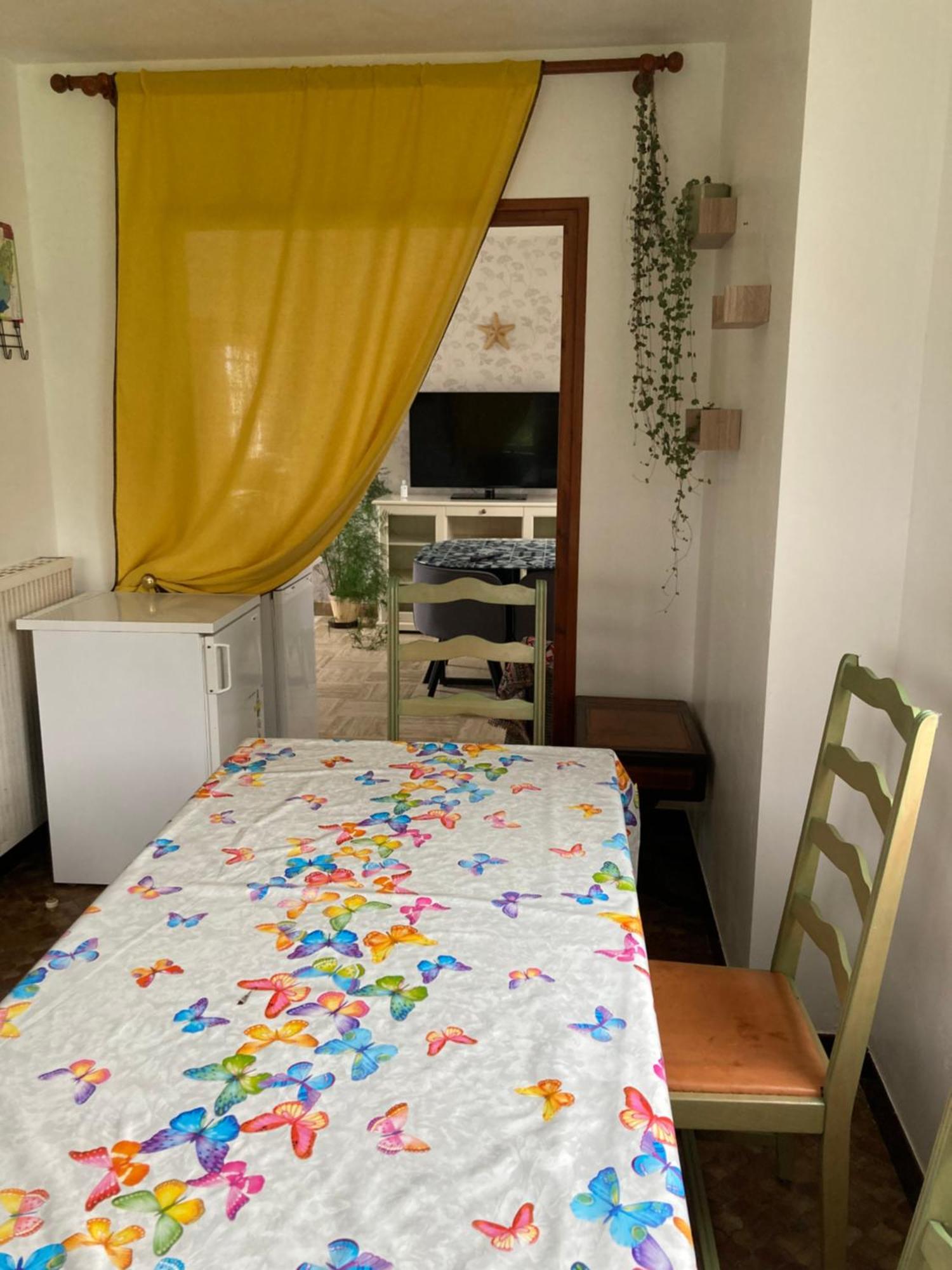 Loue Chambre Chez L Habitant Acces A La Cuisine A 10 Mn Des Plages Ploeven Extérieur photo